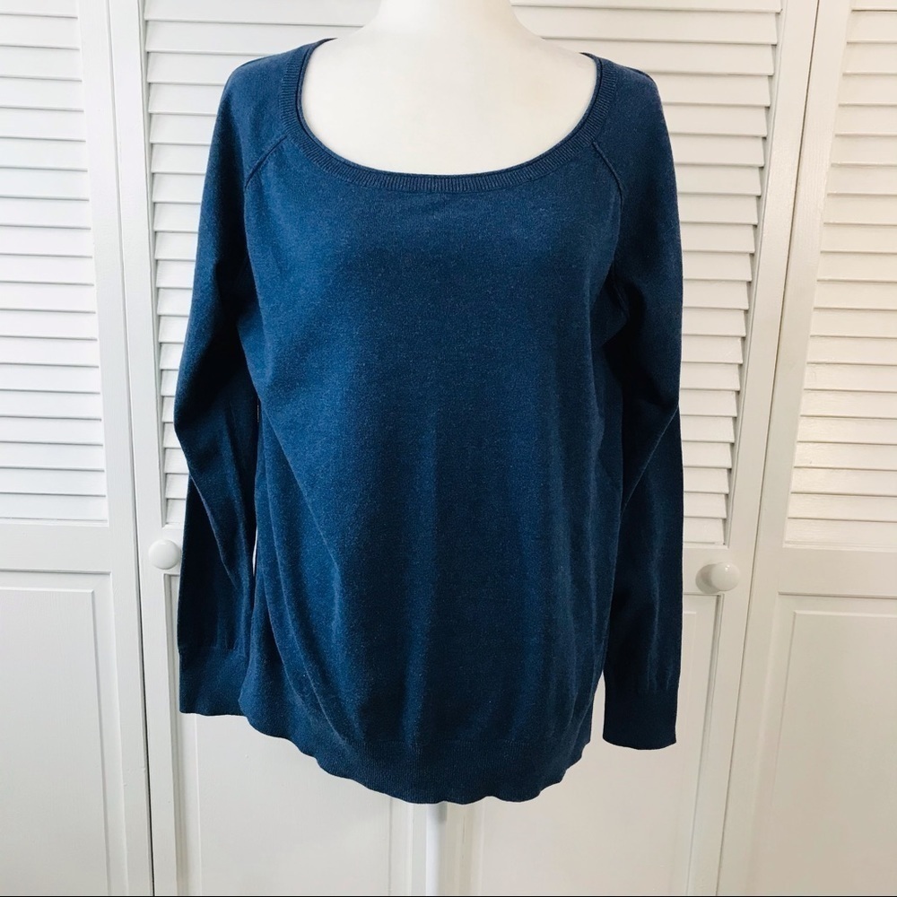 A.N.A. Blue Crew Neck Sweater Size XL